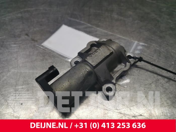 Gebruikte Nokkenas Verstelling Volvo S60 Prijs € 30,25 Inclusief btw aangeboden door van Deijne Onderdelen Uden B.V.