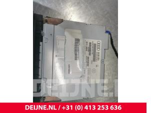 Audi R8 Display Multi Media regelunit O157419 foto 2