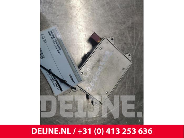 Audi R8 Antenne Versterker O157521