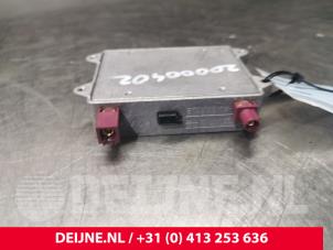 Audi R8 Antennenverstärker O157521 foto 2