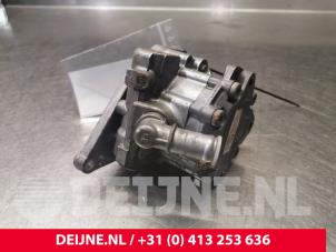 Audi R8 Power steering pump O157545 photo 2