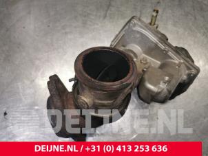 Mitsubishi Canter Drosselklappengehäuse O157884 foto 2