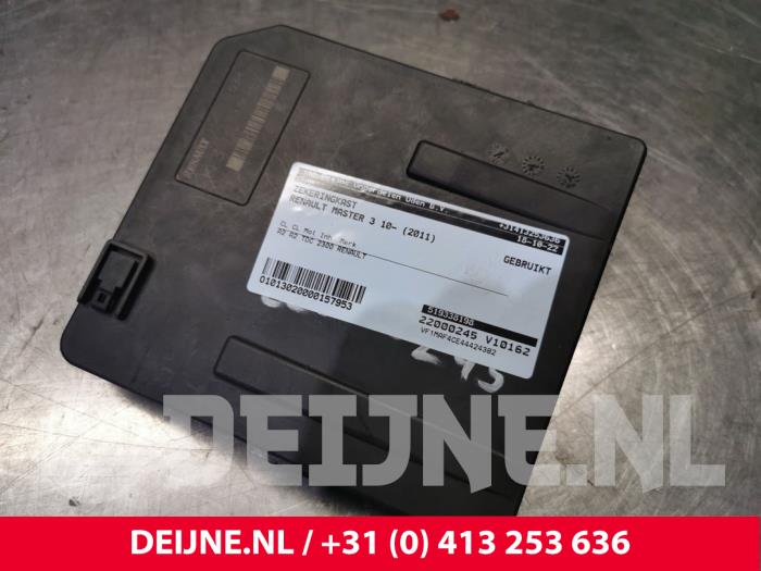 Renault Master Zekeringkast O157953