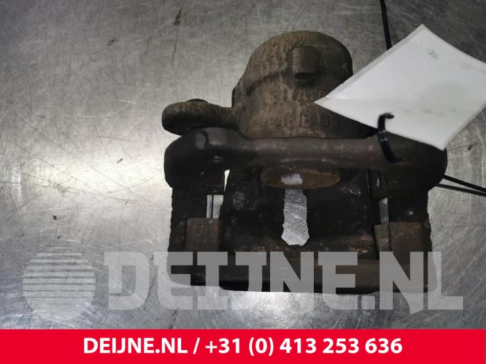 BMW 1-Serie Rear brake calliper, left O158002
