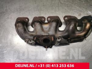 Opel Vivaro Abgaskrümmer O158117 foto 2