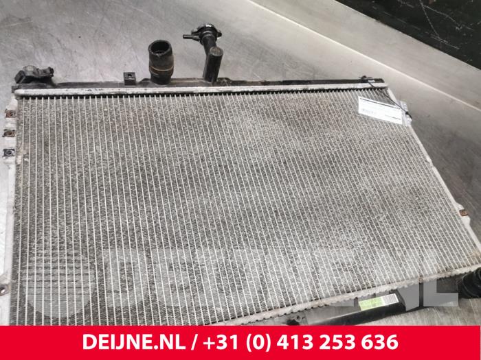 Gebruikte Radiateur Hyundai H-300 2.5 CRDi Prijs € 72,60 Inclusief btw aangeboden door van Deijne Onderdelen Uden B.V.
