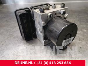 Volvo S60 ABS pump O158166 photo 2