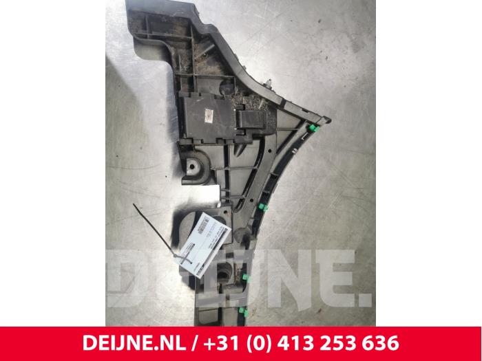 Volvo XC60 Bumpersteun links-achter O158199