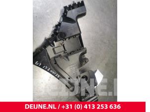 Volvo XC60 Rear bumper bracket, left O158199 photo 2