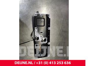 Volkswagen Golf Antenna Amplifier O158452 photo 2