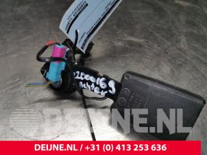 Volvo XC60 Rear seatbelt buckle, right O158505 photo 2