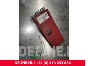 Volvo XC60 Antenna Amplifier O158514 photo 2