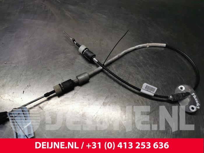 Gebruikte Schakelkabel Versnellingsbak Volvo XC60 I (DZ) 3.0 T6 24V AWD Prijs € 60,00 Margeregeling aangeboden door van Deijne Onderdelen Uden B.V.
