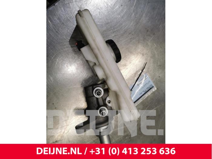 Tesla Model 3 Hoofdremcilinder O158540
