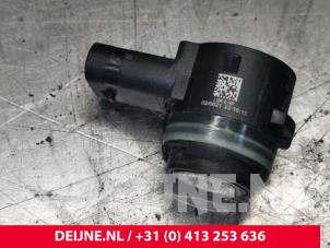 Gebruikte Sensor PDC Tesla Model 3 Long Range, Performance AWD Prijs € 36,30 Inclusief btw aangeboden door van Deijne Onderdelen Uden B.V.