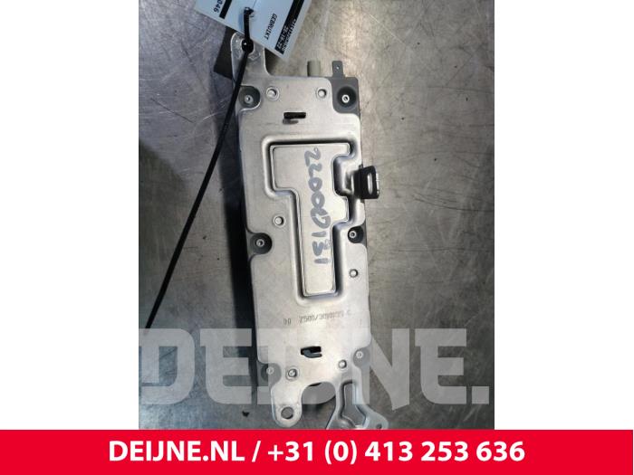 Gebruikte Radio module Tesla Model 3 Long Range, Performance AWD Prijs € 121,00 Inclusief btw aangeboden door van Deijne Onderdelen Uden B.V.