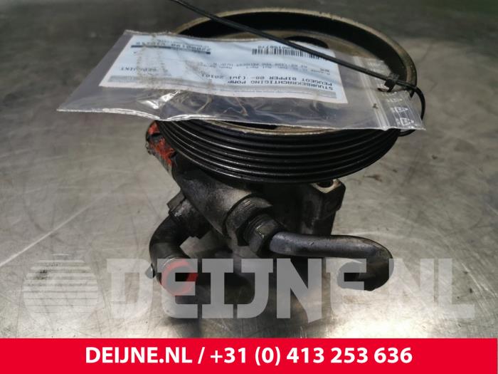 Peugeot Bipper Power steering pump O158779