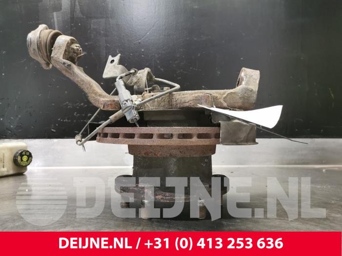 Mitsubishi Canter Achsschenkel links vorne O158928
