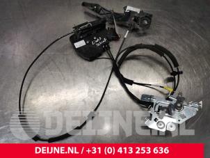 Renault Trafic Sliding door lock mechanism, left O158934 photo 2
