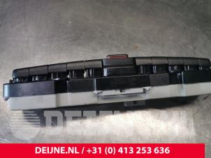 Volkswagen Crafter Paniekverlichtings Schakelaar O158947 foto 2