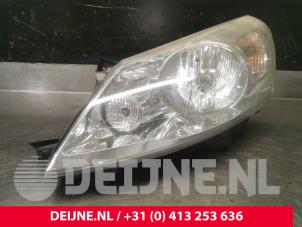 Citroen Jumpy Koplamp links O158972 foto 2