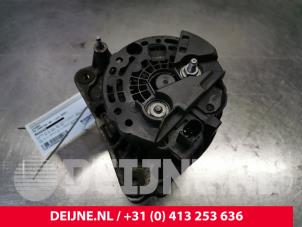 Gebruikte Dynamo Volkswagen Crafter 2.5 TDI 30/32/35/46/50 Prijs op aanvraag aangeboden door van Deijne Onderdelen Uden B.V.
