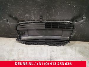 Peugeot 107 Grille O159185 foto 2