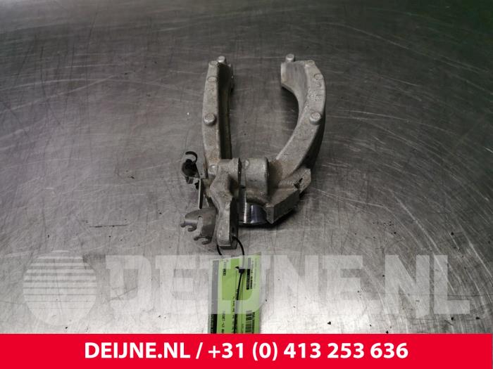 Gebruikte Koppelingsvork Volvo V90 II (PW) 2.0 T5 16V Polestar Prijs € 30,00 Margeregeling aangeboden door van Deijne Onderdelen Uden B.V.