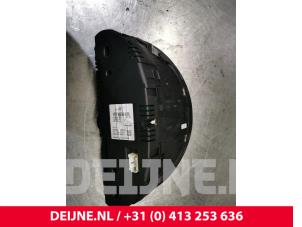 Volkswagen Crafter Kilometerteller KM O159239 foto 2
