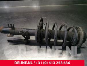 Volkswagen Transporter Schokdemperpoot rechts-voor O159334 foto 2
