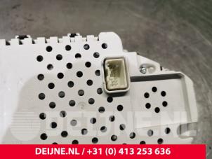 Volvo V40 Odometer KM O159345 photo 3