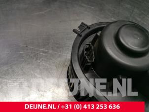 Audi TT Heizung Belüftungsmotor O159366 foto 3