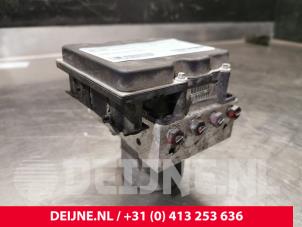 Gebruikte ABS Pomp Mercedes Sprinter 3,5t (906.73) 311 CDI 16V Prijs € 181,50 Inclusief btw aangeboden door van Deijne Onderdelen Uden B.V.