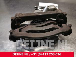 Opel Movano Remklauw (Tang) links-achter O159392 foto 3