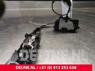 Mercedes Citan Minibus/van rear door lock mechanism O159463 photo 3