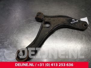 Opel Movano Draagarm onder rechts-voor O159823 foto 3