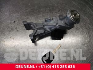 Iveco New Daily Zündschloss+Schlüssel O159832 foto 3