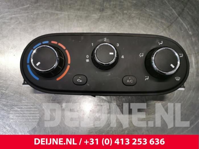 Iveco New Daily Kachel Bedieningspaneel O159833