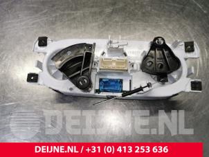 Iveco New Daily Kachel Bedieningspaneel O159833 foto 3