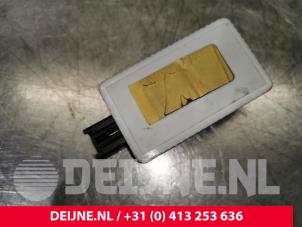 Volvo V70 Antenna Amplifier O159908 photo 2