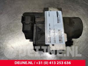 Gebruikte ABS Pomp Mercedes Vito (639.6) 2.2 115 CDI 16V Prijs € 181,50 Inclusief btw aangeboden door van Deijne Onderdelen Uden B.V.