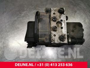 Mercedes Vito ABS pump O159915 photo 2
