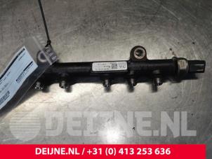 Gebruikte Verstuiver brug Ford Transit Connect (PJ2) 1.6 TDCi 16V 75 Prijs € 48,40 Inclusief btw aangeboden door van Deijne Onderdelen Uden B.V.