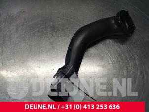 Mercedes Vito Intercooler Rohr O160078 foto 2