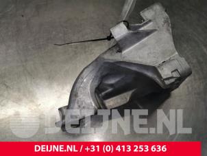 Mercedes Vito Motorlager O160080 foto 2