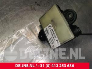 Mercedes Vito Vorglührelais O160098 foto 3