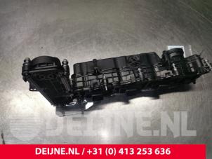 Peugeot Expert Kleppendeksel O160171 foto 2