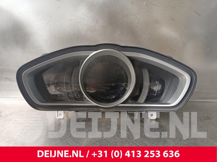 Volvo V40 Kilometerteller KM O160280