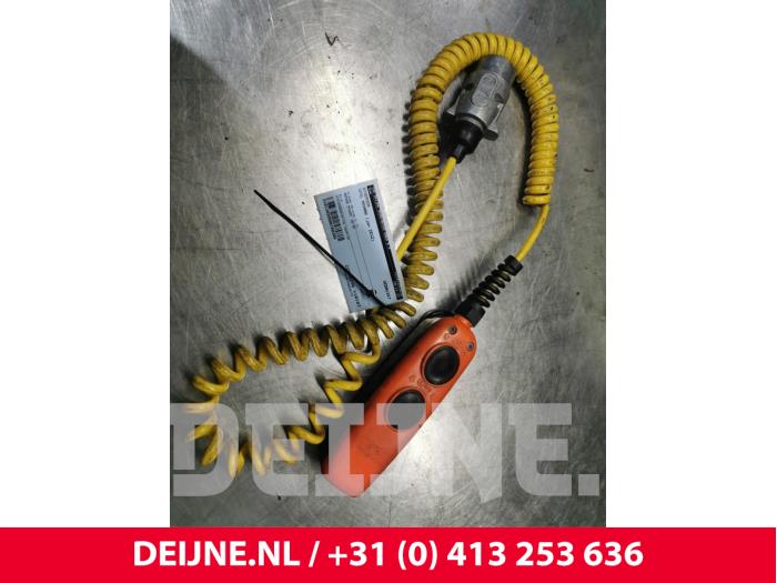 Gebruikte Diversen Opel Movano Prijs € 121,00 Inclusief btw aangeboden door van Deijne Onderdelen Uden B.V.