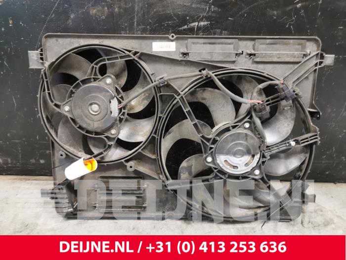 Volvo V70 Cooling fans O160401
